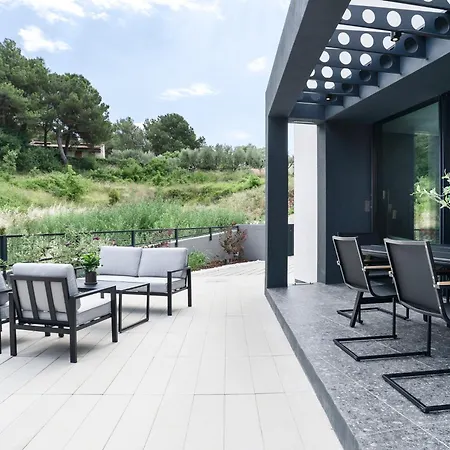 Ferienhaus House With A Swimming Pool Mugeba, - 22891